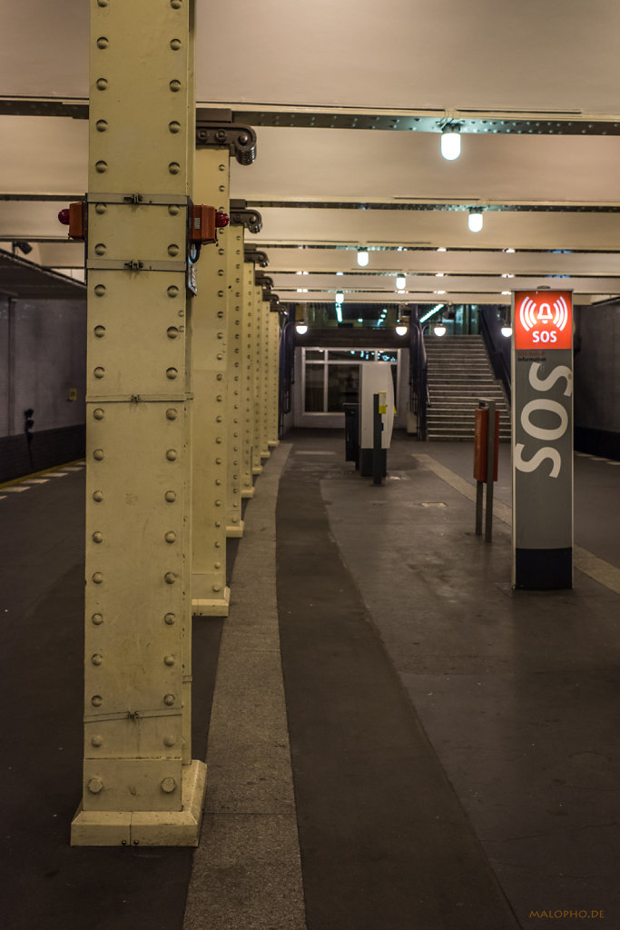 SOS Säule