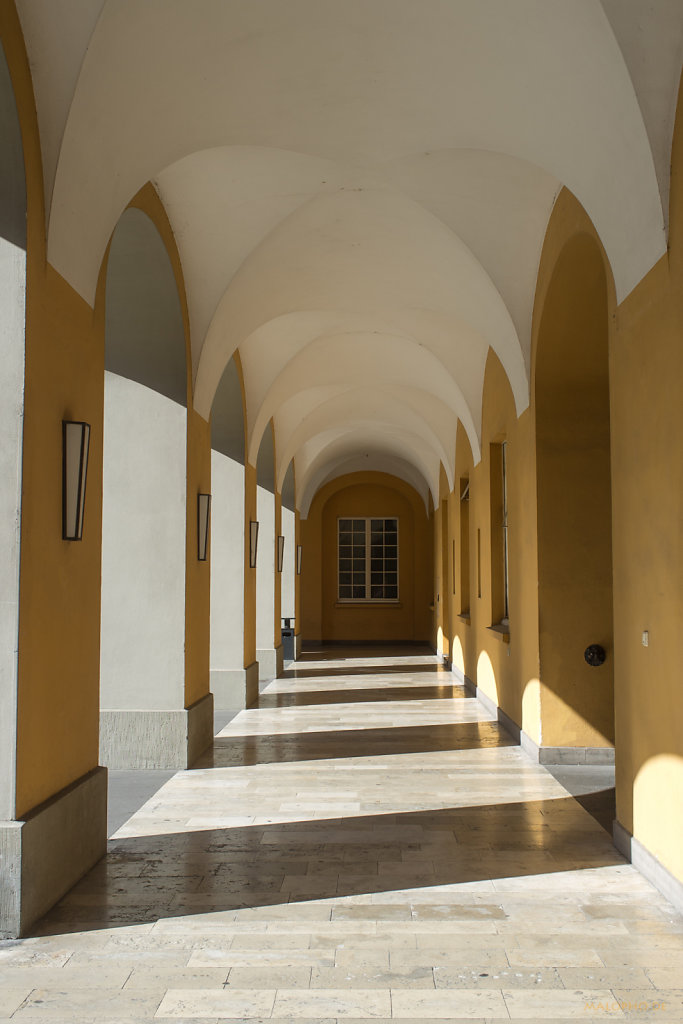Uniboegen
