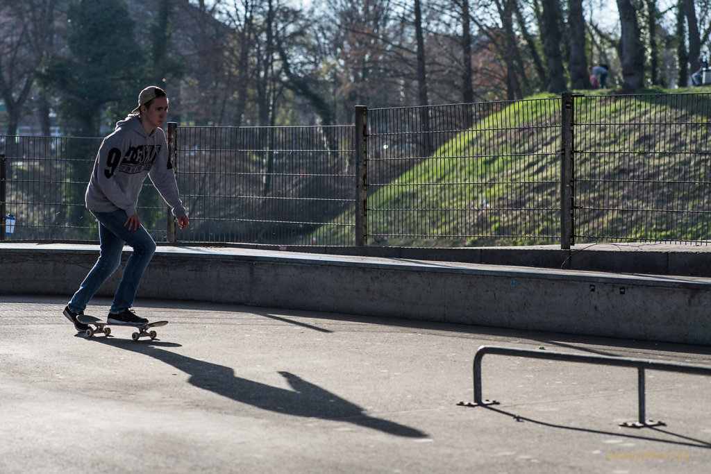 Skates