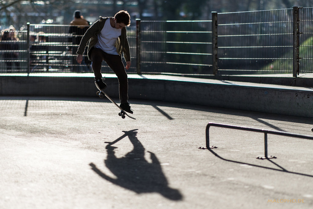 Skates