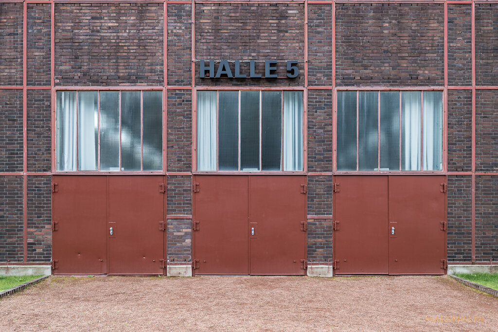 Halle 5 Eingang