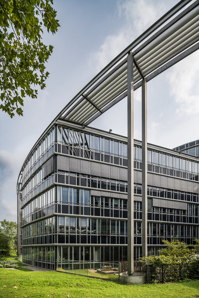 Gebogen III