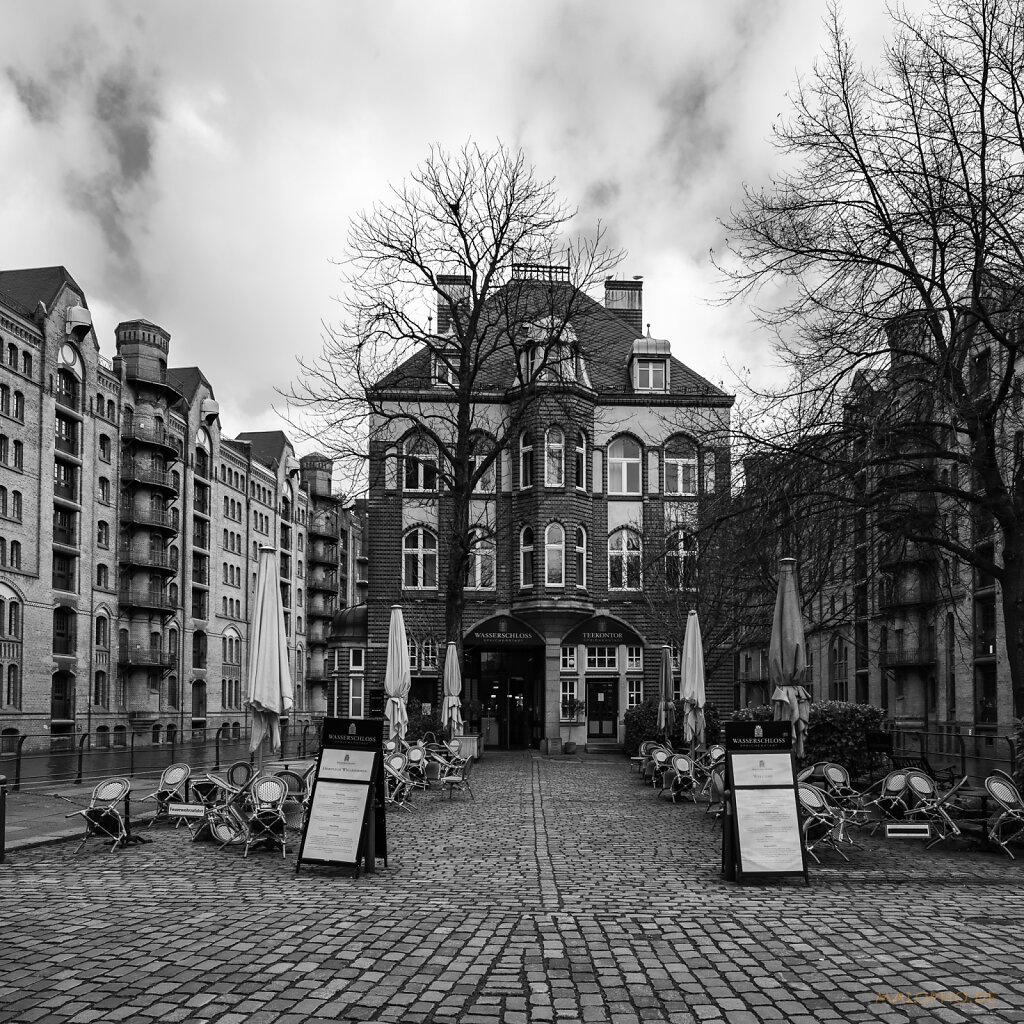 Wasserschloß Avantgarde